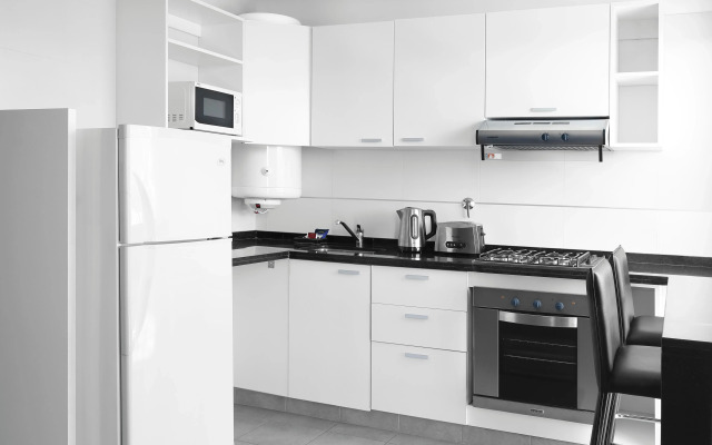 CH Recoleta Suites