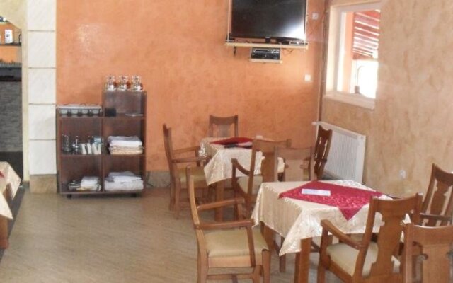 Hotel Lovac