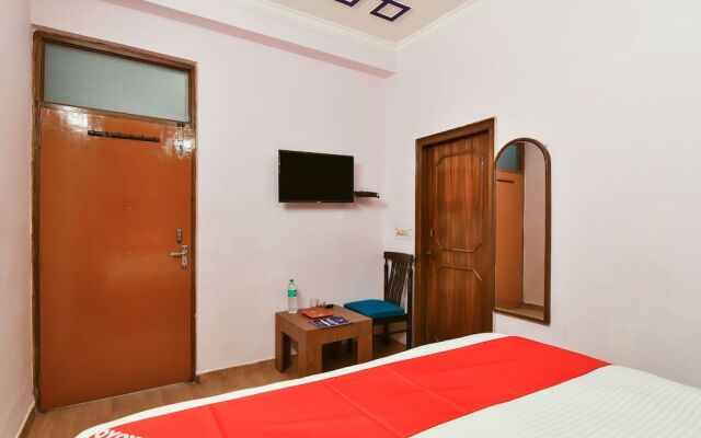 OYO 17346 Hotel Shree Ram