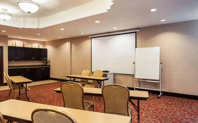 Comfort Suites Sulphur - Lake Charles