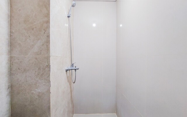 Modern Look And Cozy Studio At Transpark Bintaro Apartment