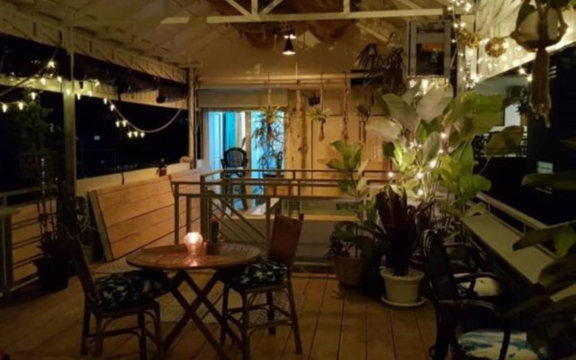 SKY Residence - 50m to Museum and Riverside