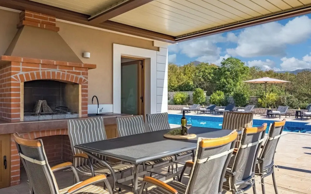 Villa Vilani Spa & Pool