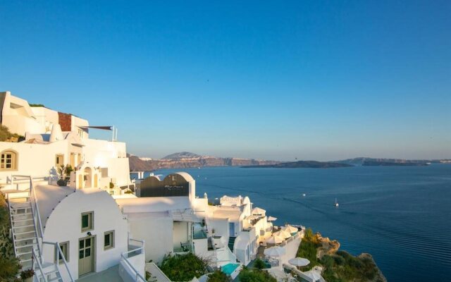 Kaleidoscope Cave Houses Oia