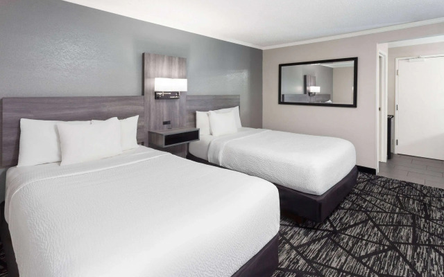 La Quinta Inn by Wyndham Cleveland Independence