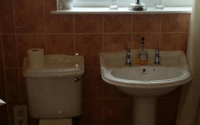 Ashbank Lodge Bed and Breakfast