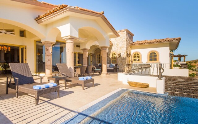 Two Luxurious Villas Perfect for Golfers at Dos Casas