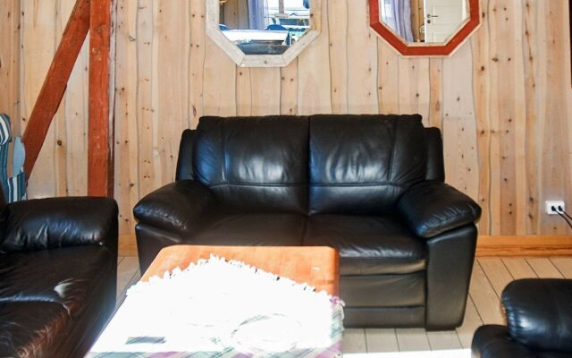 9 Person Holiday Home in Lysøysundet