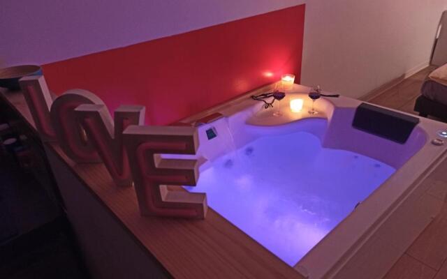 Suite love & privative spa Menton