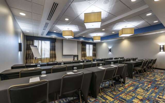 Cambria Hotel Ft Lauderdale, Airport South & Cruise Port