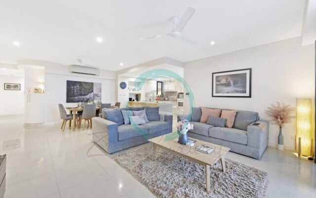 ZEN OCEAN CHARM - 3BR Luxury Apartment