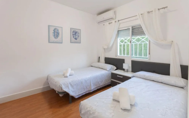 Palomas in Denia With 2 Bedrooms and 1 Bathrooms