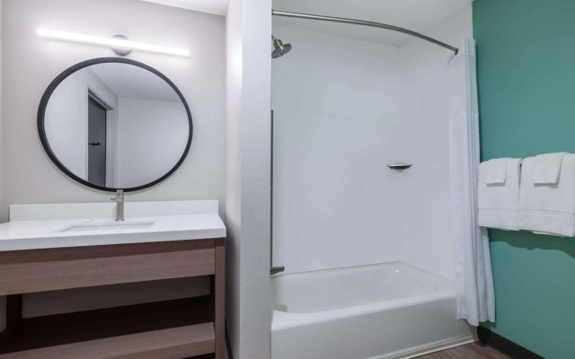 ECHO Suites Extended Stay by Wyndham Madison