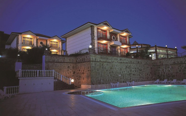 Nysa Hotel