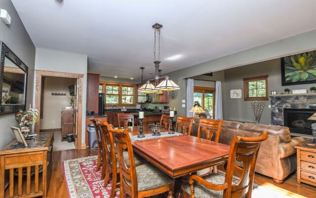 Trailside Tranquility