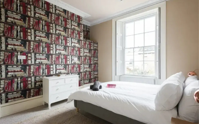 The Prince George Townhouse - Gorgeous 5bdr Townhouse