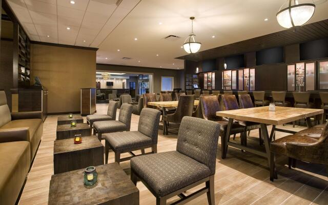 DoubleTree by Hilton Hotel & Suites Jersey City