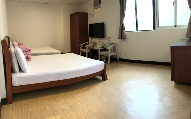 Chantai Hotel