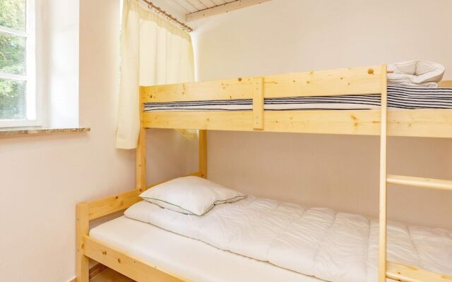 6 Person Holiday Home in Rodby