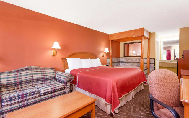 Regency Inn & Suites-Hamilton Place