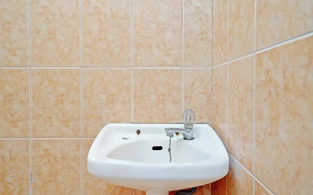 OYO 90840 Teratai Residence