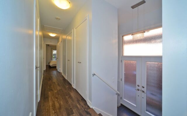 Toronto Luxury Suites