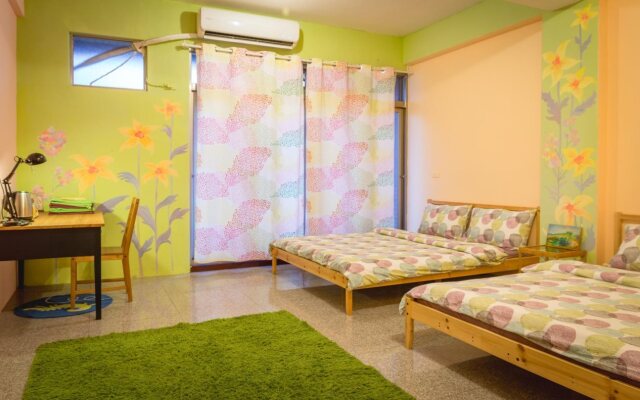 Fish hostel