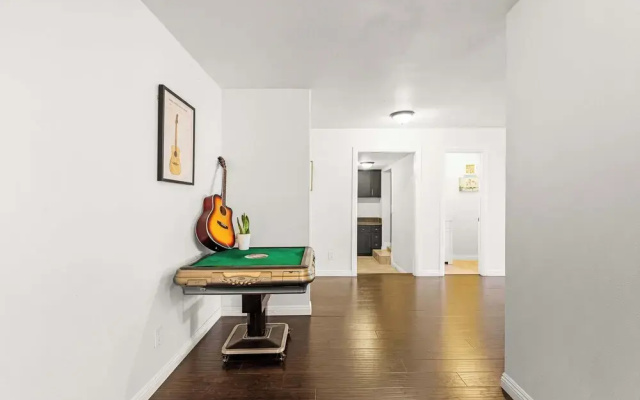 Not Affected by the Fire/spacious Retreat w/ Large Kitchen & Outdoor Patio