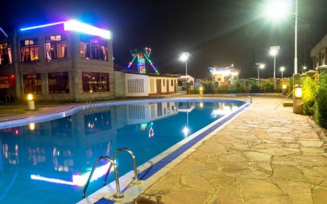 Maxland Hotel Juja