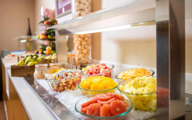 Holiday Inn Muscat Al Seeb by IHG