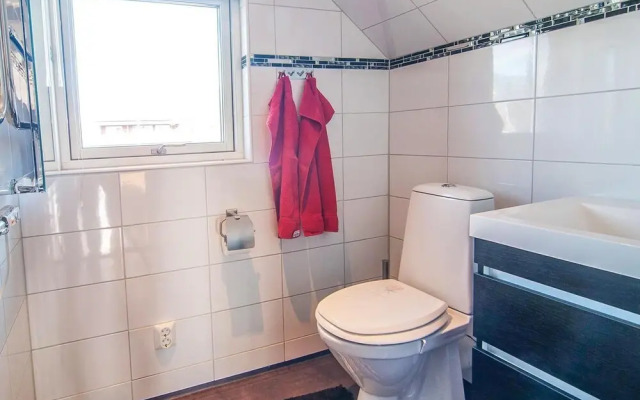 Stunning Apartment in Klintehamn With Wifi