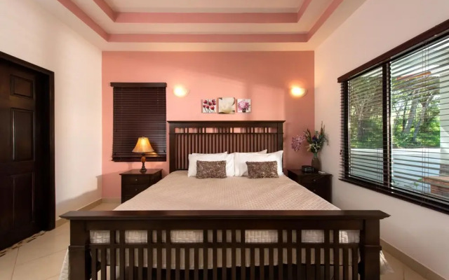 Brand-new 4BD Home With Pool - Ideal for Families - фото 2