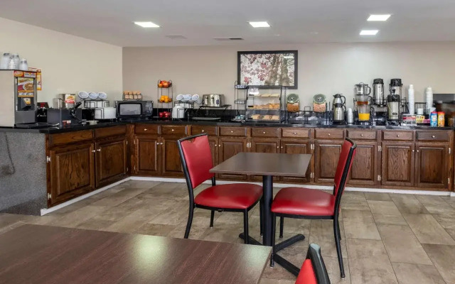 Red Roof Inn & Suites Oxford