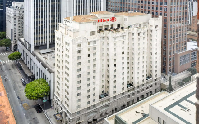 Hilton Checkers Los Angeles