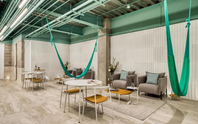 UTOPIC Polanco by ULIV