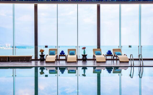Hotel Indigo Dali Erhai by IHG