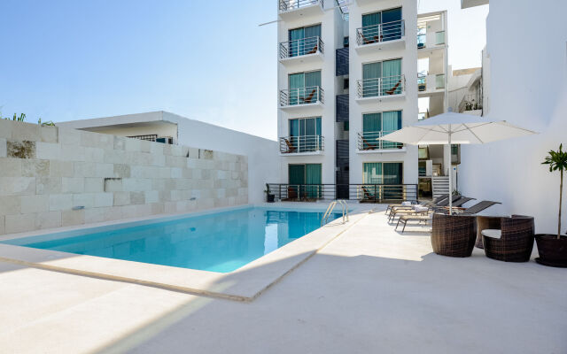 Coral Blue Beach Condo