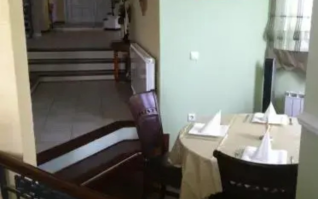 Sunny House