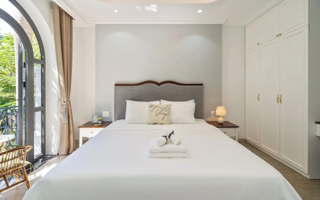 The Royal Vista Phu My Hung Hotel – Guest Rooms – Ho Chi Minh City