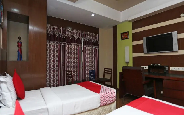 OYO 24855 Ambassador Hotel