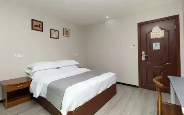 Shenzhen Jinxing Business Hotel (Dalang Commercial Area)