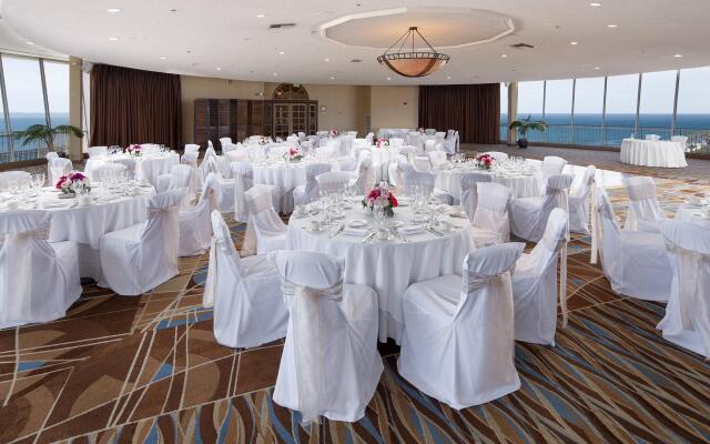 Crowne Plaza Ventura Beach by IHG