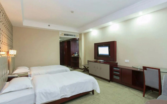 Kaiserdom Hotel China Plaza