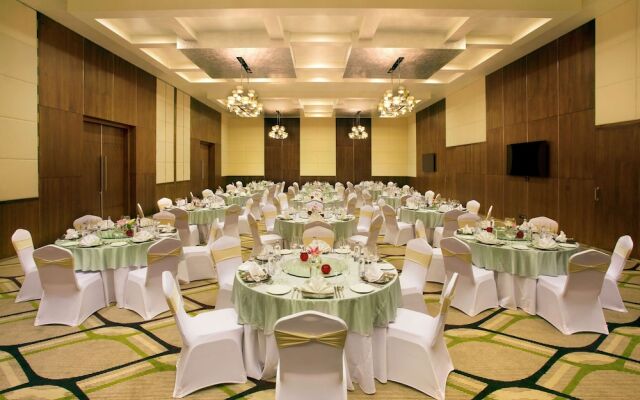 The Muthoot Plaza