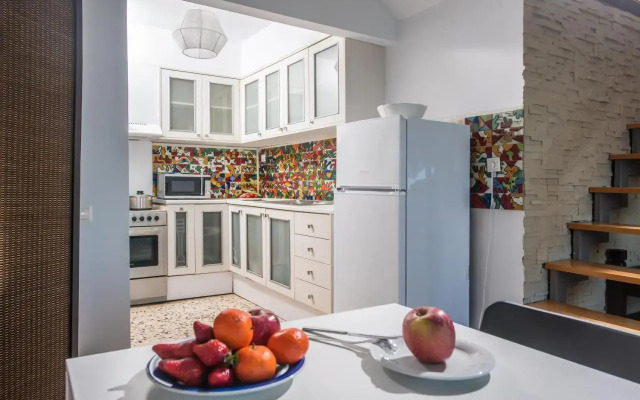 Exclusive Seaside Retreat with Shared Pool & Private Beach Access