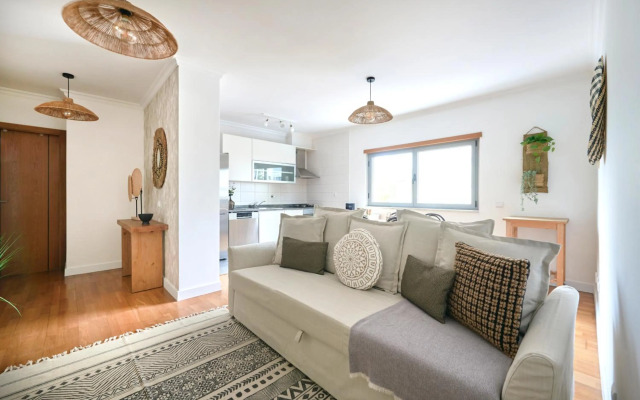 Apartment with Private Terrace & Car Garage