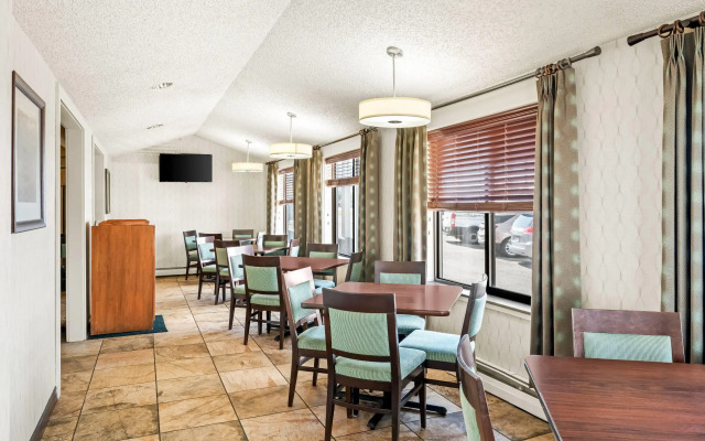Days Inn by Wyndham Helena
