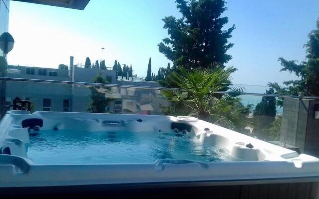 Alana Royal Hotel