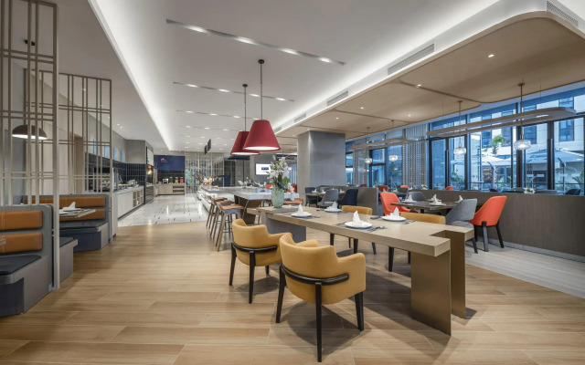 Holiday Inn Express Tengchong Hot Spring by IHG