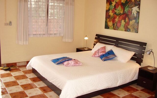 Patong Peace Hostel